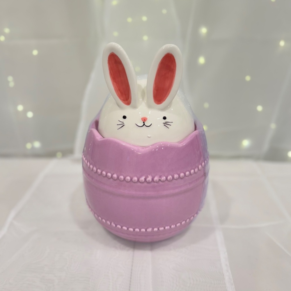 ADORABLE EGG SHAPED PURPLE CERAMIC EASTER BUNNY COOKIE JAR-NEW